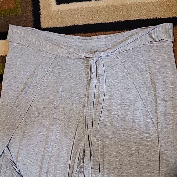 NEW NWT Charlie Paige Heather Grey Shea Tulip Pants With Tie Waistband Size XL - Picture 3 of 8